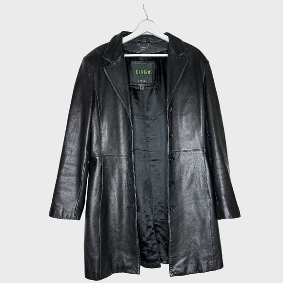 Danier Women’s Leather Jacket / Genuine Leather / Vintage Danier Leather - Picture 3 of 10